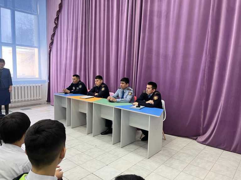 Түсінік жұмыстарын жүргізді