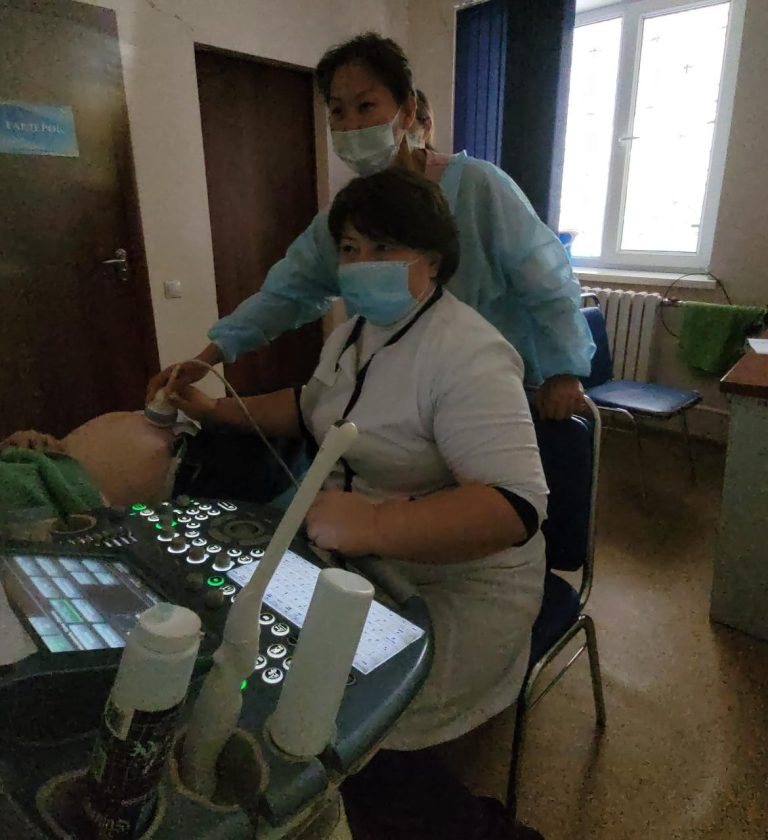 Алматы облысында 6000 мыңнан астам әйел генетиктерге жүгінді