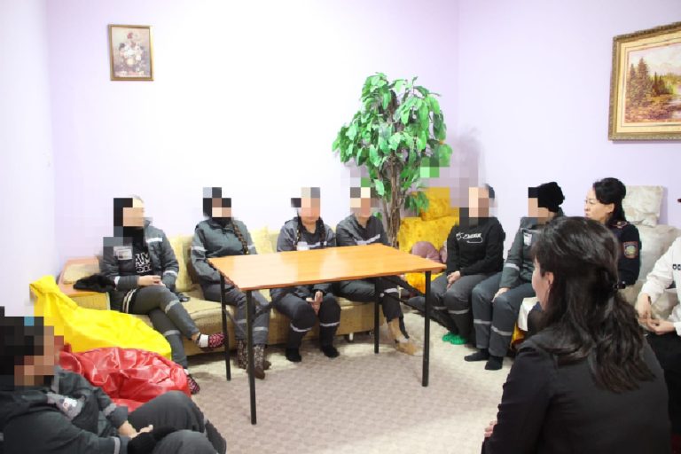 «Әйел деген әдемі ғой, әдемі»!