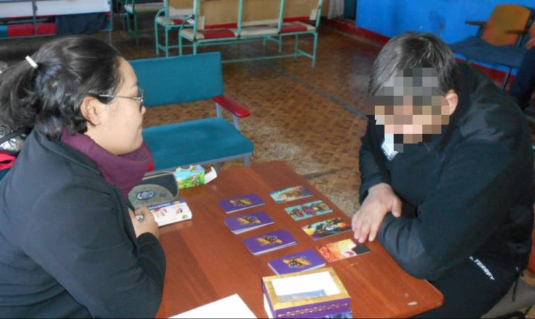 Метафоралық ассоциативті карталарды №2 мекеменің психологтары мәселерді диагностикалау және зерттеу үшін қолданды