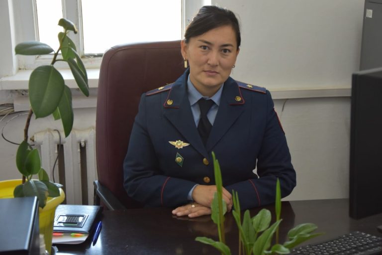 Жанұямен жұмысты қатар алып жүрген майор