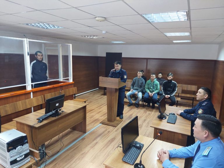 В Аксуском районе был организован показательный суд