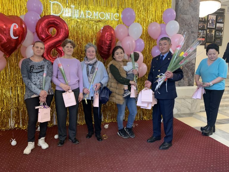 Бұл күн ізгіліктің, мейірімділіктің, әдеміліктің нышаны