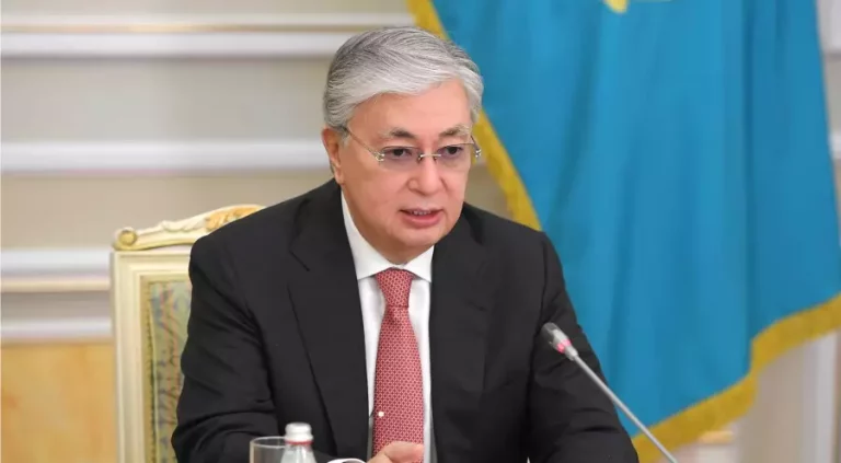 Тоқаев «Қазақстанның халық әртісі» атағын қайта тағайындады