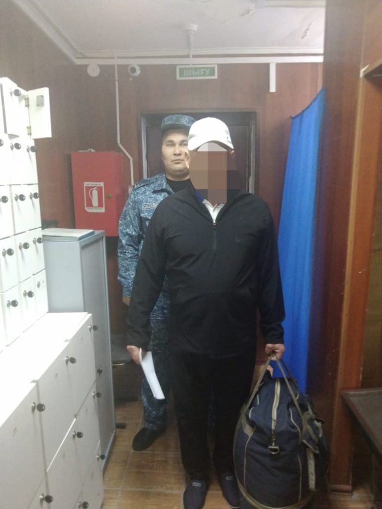 58 жастағы азамат жазасы ауыстырылып бостандыққа шықты