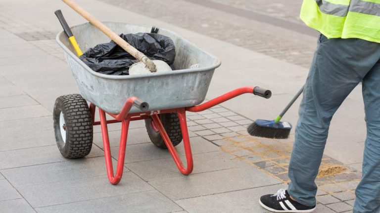 Привлечение к принудительному труду