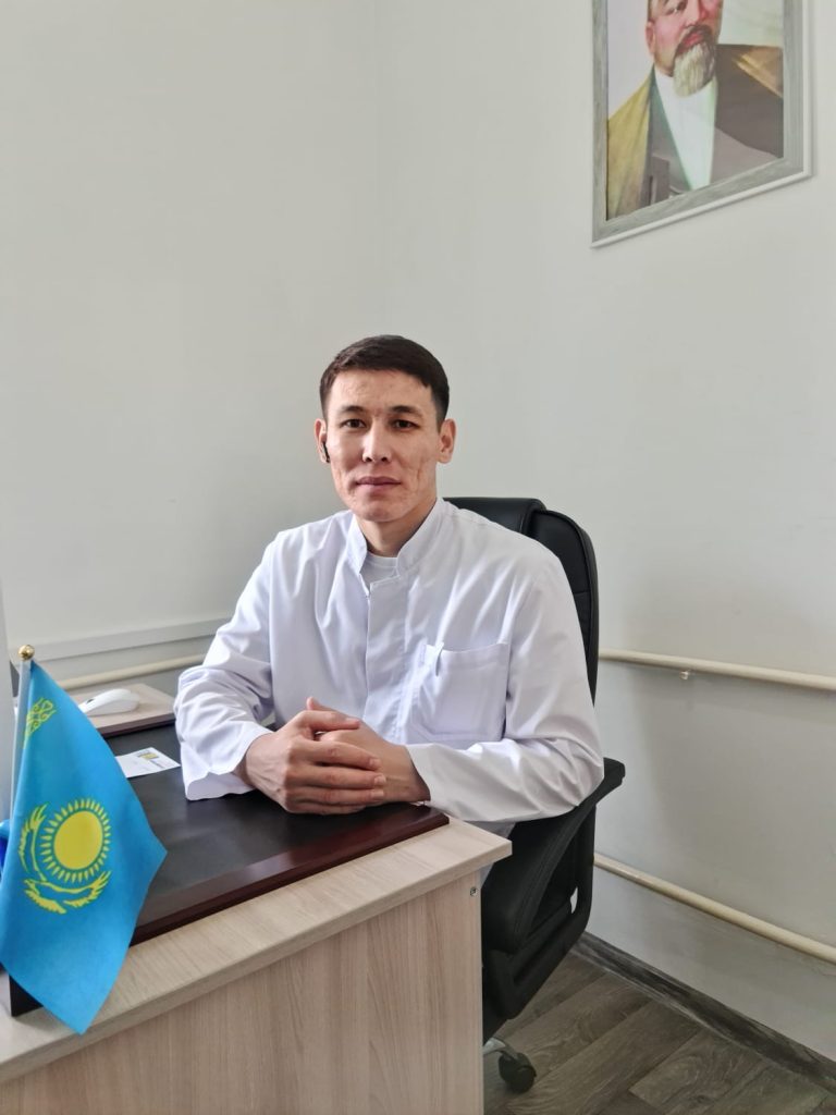 Врачи Карасайской межрайонной больницы спасли жизнь пациента с диагнозом тромбоэмболия легочных артерии