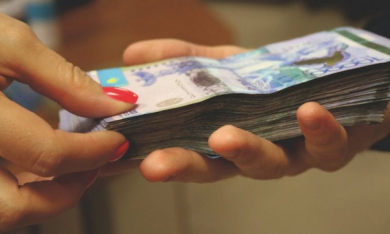 Туысын 2.5 миллион теңгеге алдаған әйел анықталды