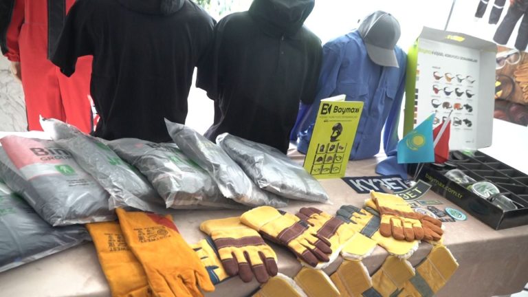 Сотталғандардың қолдарымен жасалған бұйымдардан көрме өтті