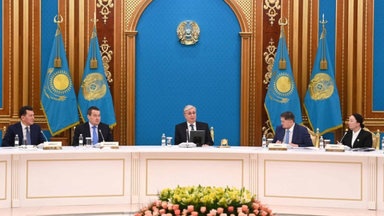 Қасым-Жомарт Тоқаев латын әліпбиіне көшу туралы: Көптеген өрескел қате жібердік