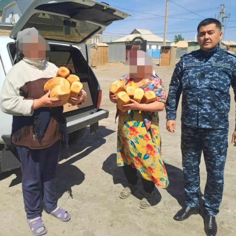 Пробация есебіндегі азаматтарға тегін нан таратылды