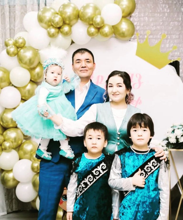 Отбасының сәні — сыйластық