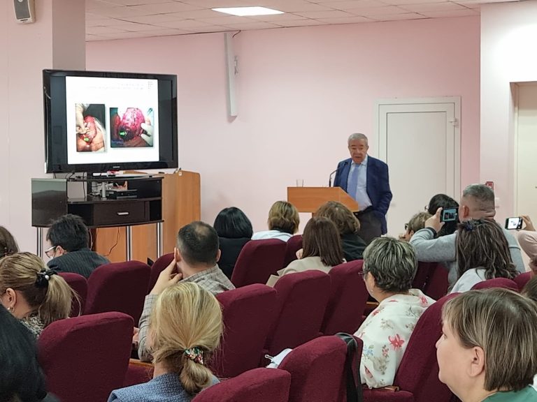 Жетісу облысының дәрігерлері жүкті әйелдерге медициналық көмек көрсетудің қазіргі заманғы әдістері бойынша біліктіліктерін арттырды