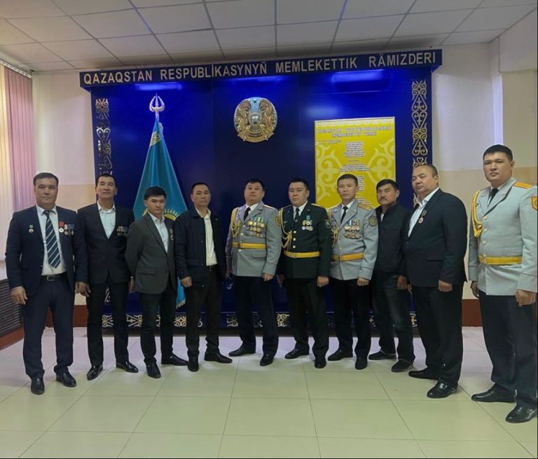 ҚАЖ департаменті бастығы Ұлттық Ұлан әскери қызметшілерін мерекесімен құттықтады