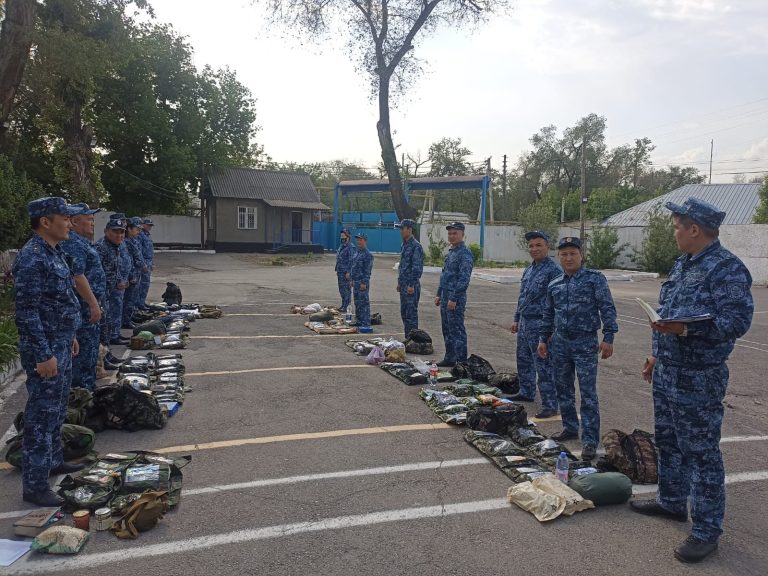 №13 мекеме жеке құрамымен жауынгерлік дайындық