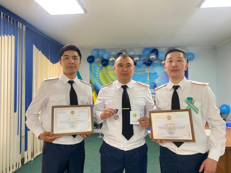 Антына адал — еңбек