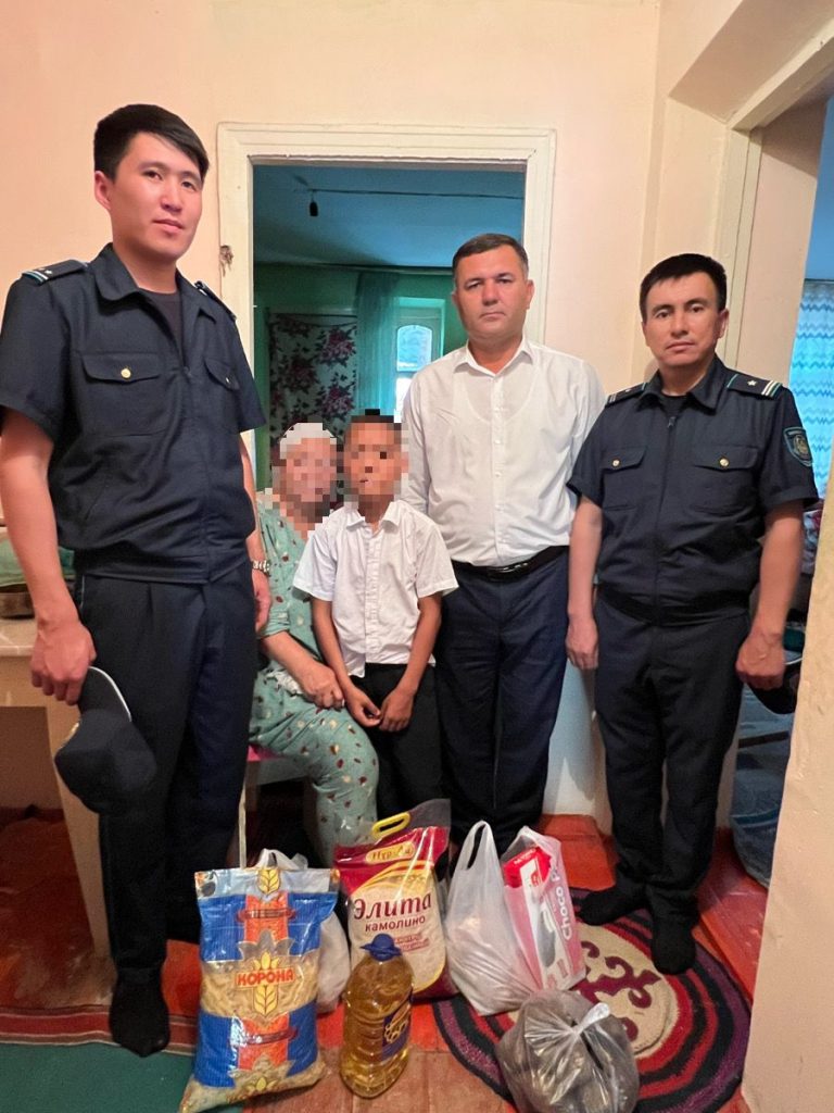 Жетісайлық полицейлер «Отбасы күнінде» игі іс жасады