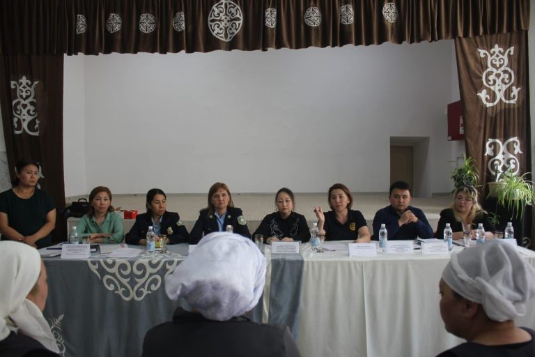 №79 мекемесінің сотталғандар арасында дөңгелек үстел өтті