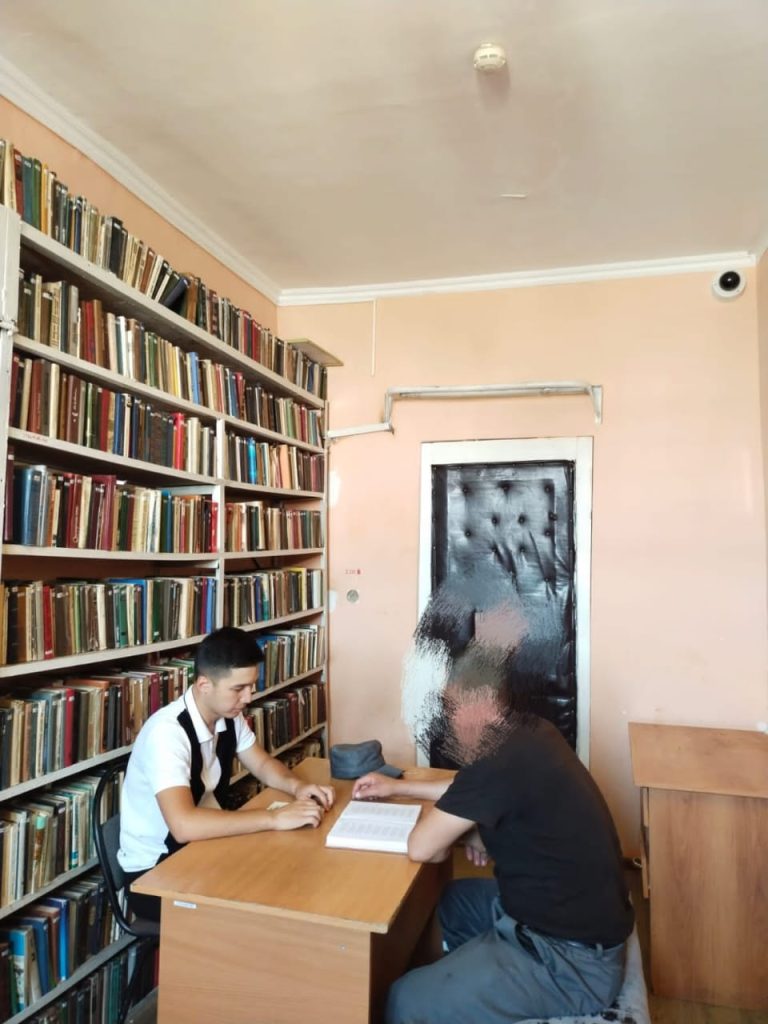 Сотталған достарына деген сағынышын өлең етіп жазды