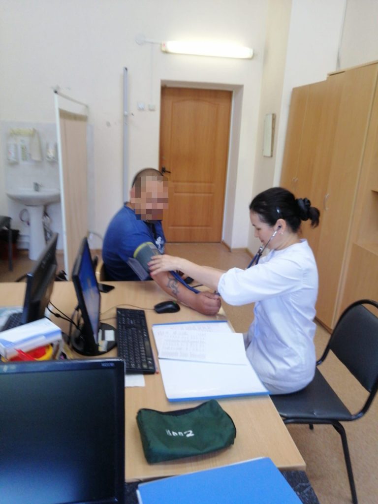 Ақтөбеде қоныс колониясындағы сотталғандар медициналық тексерістен өтті