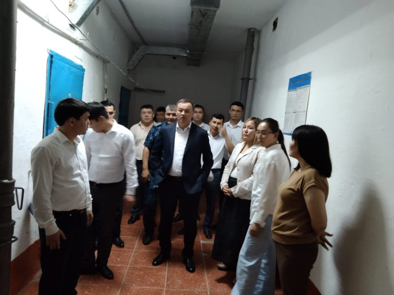 Ішкі мемлекеттік аудит департаменті қызметкерлері тергеу изоляторына экскурцияға келді