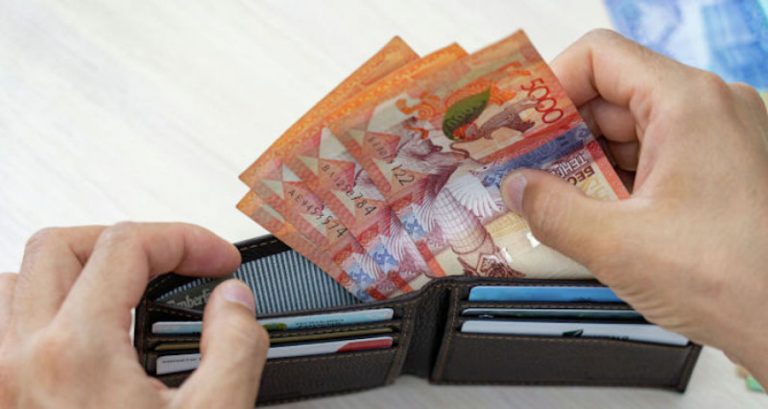 ТӨТЕНШЕ ЖАҒДАЙ: ЖАЛАҚЫНЫ КӨТЕРУ ЖАҒДАЙДЫ ТҮЗЕЙ МЕ?