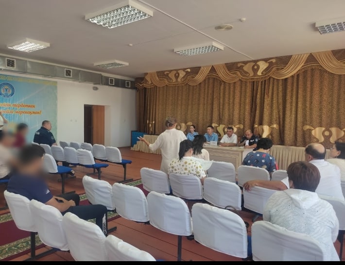 Пробация қызметінің есебінде тұрған сотталғандармен кездесу өтті