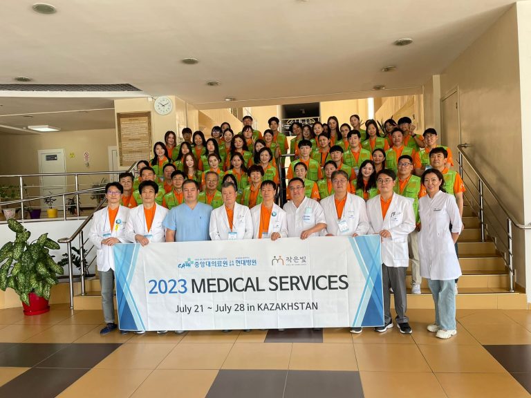 Врачи из Южной Кореи обследовали более 1000 жителей области Жетысу
