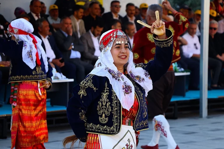 ҚОРҚЫТ БАБА ФЕСТИВАЛІ БАСТАЛДЫ