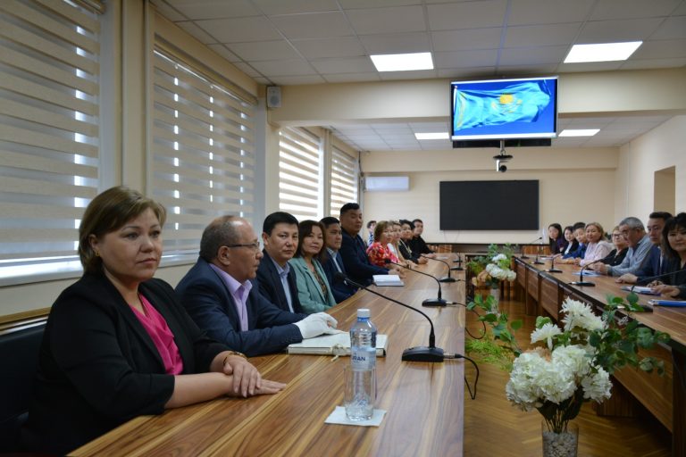 Архивте Конституция күніне орай жиын өтті