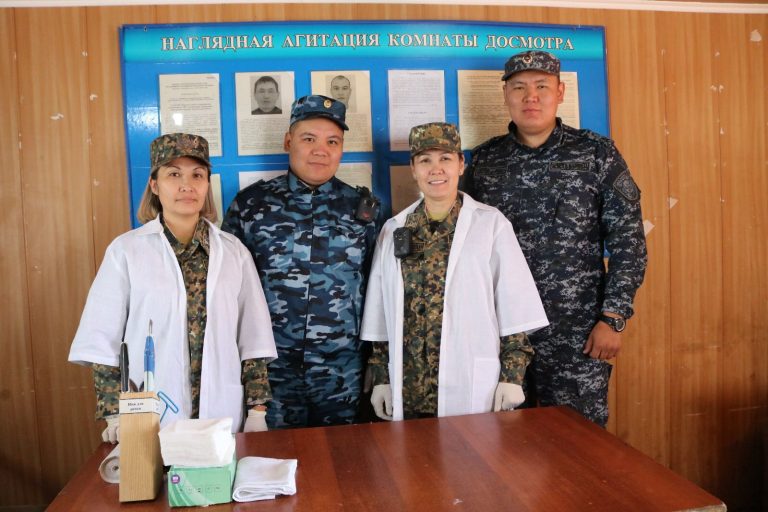 Тексеру бөлмесінің қырағы жауынгерлері