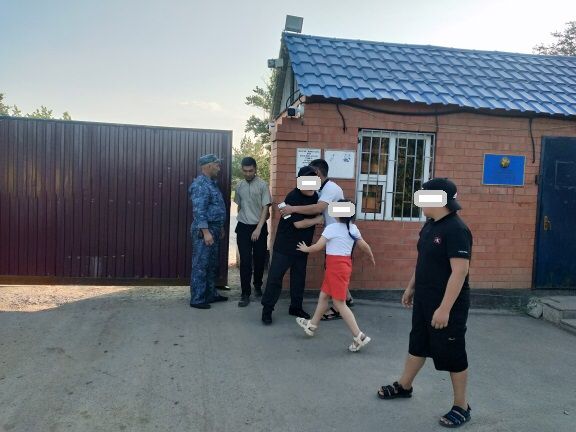 Ақтөбеде түзеу мекемесінен шыққандарға «Қақпа алдында кездесу» іс-шарасы өткізілді