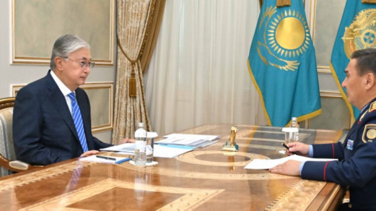 Қасым-Жомарт Тоқаев ішкі істер министрін қабылдады