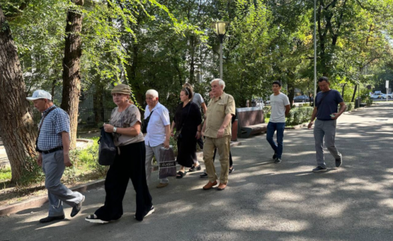 Барахолканың жеріне көз тіккендер кімдер?