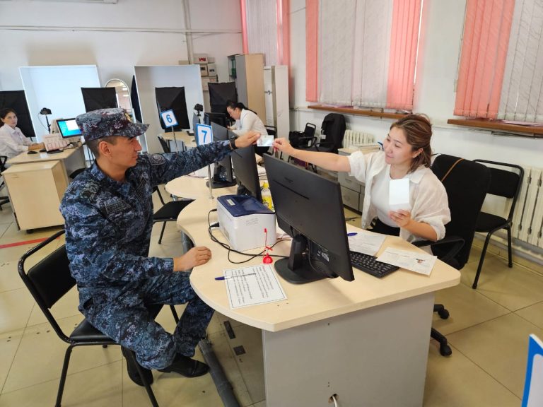 Работа по документированию сотрудников УИС