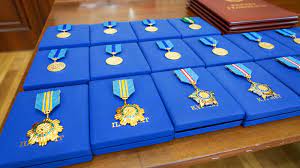 ДОСТОЙНЫ ВСЯЧЕСКИХ НАГРАД