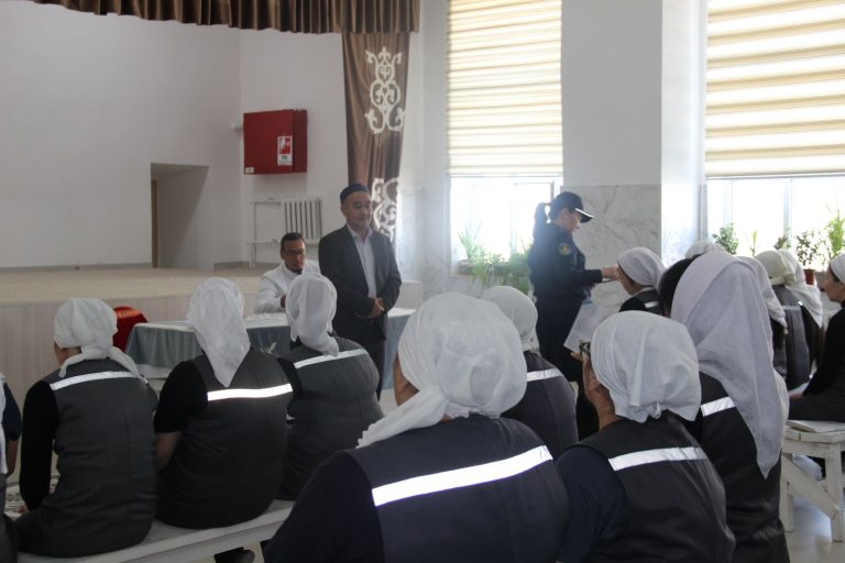 “Зайырлы ел болу мен дін ұстау” мәселесі тақырыбында семинар өтті