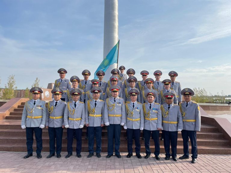 ҚАЖ департаментінің қызметкерлері «Рәміздер» алаңына жиналды