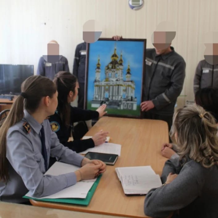 Ақмола облысы бойынша ҚАЖД №5 мекемесінің сотталғандары қолданбалы өнер бұйымдарының байқауына жұмыстарын ұсынды