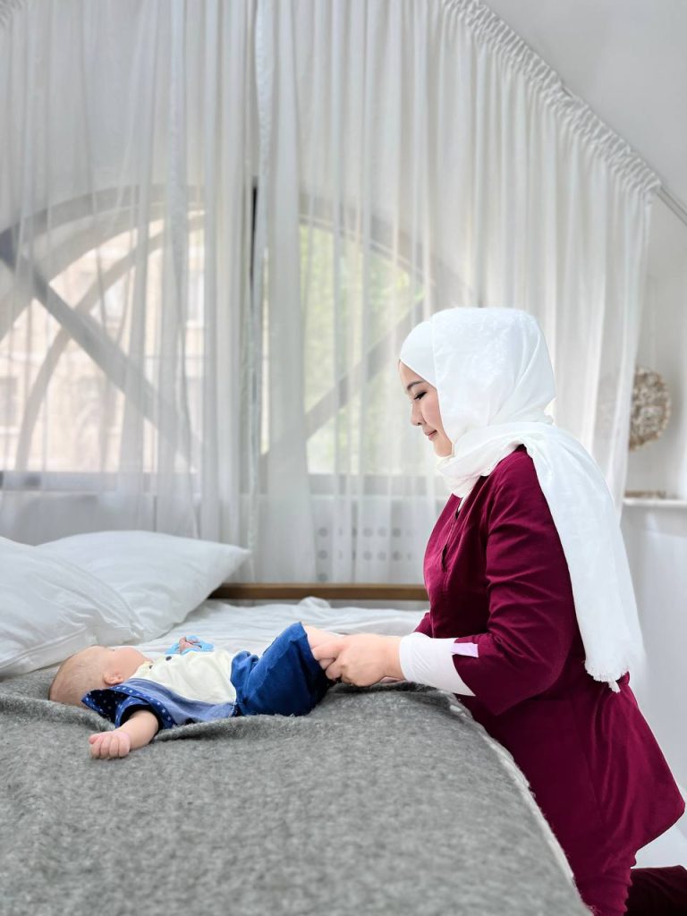 Балалардың бабын тапқан Айнұр Әкімжанқызы