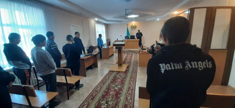 Балаларына алимент төлемеген әке темір торға қамалды