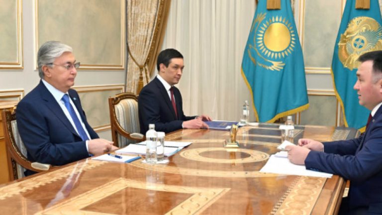 Қасым-Жомарт Тоқаев Жоғарғы Сот төрағасын қабылдады