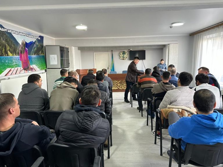 Алматы қаласындағы жаза өтеушілерге санитарлық мамандар дәріс оқыды