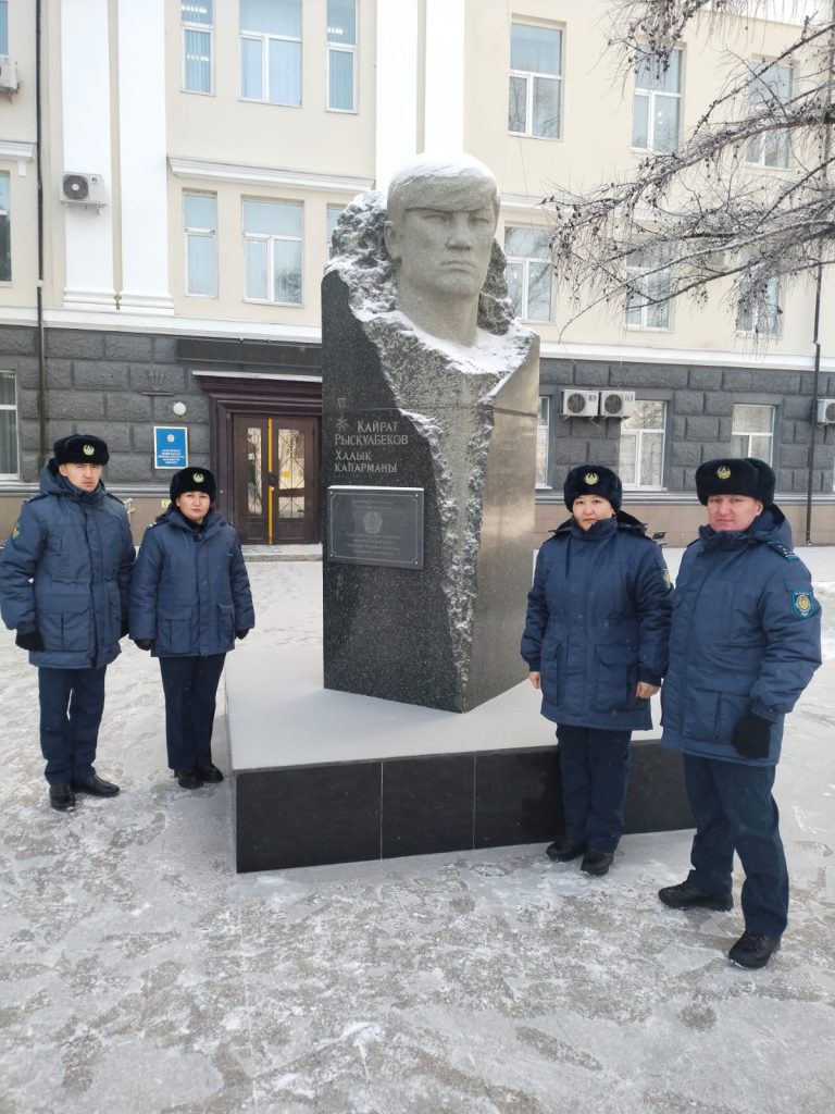Семей қаласының №20 түзеу мекемесінің қызметкерлері желтоқсан құрбандарын еске алды
