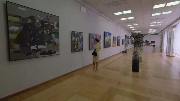 МУЗЕЙГЕ КЕЛУШІЛЕР САНЫ ӨСТІ