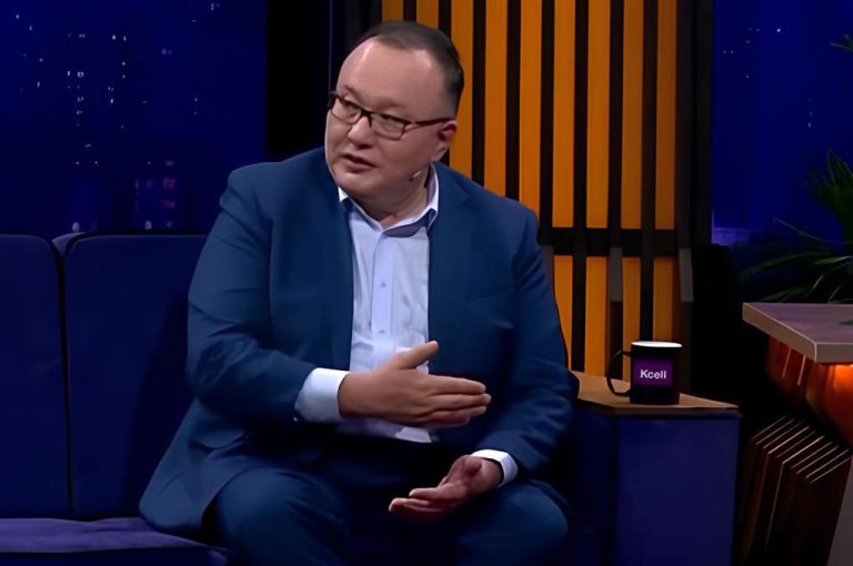 Қуанышбек Есекеев: «Басты мақсатымыз – еліміздің барлық өңірін жылдам интернетпен қамтамасыз ету»