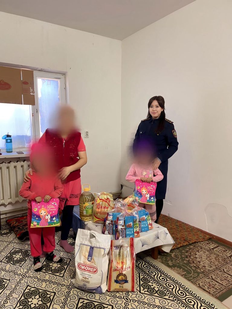 Тергеу мекемесінің ұжымы қайырымдылық акциясын ұйымдастырды