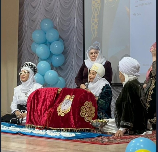 «Қазыналы қария – телегей-теңіз дария»