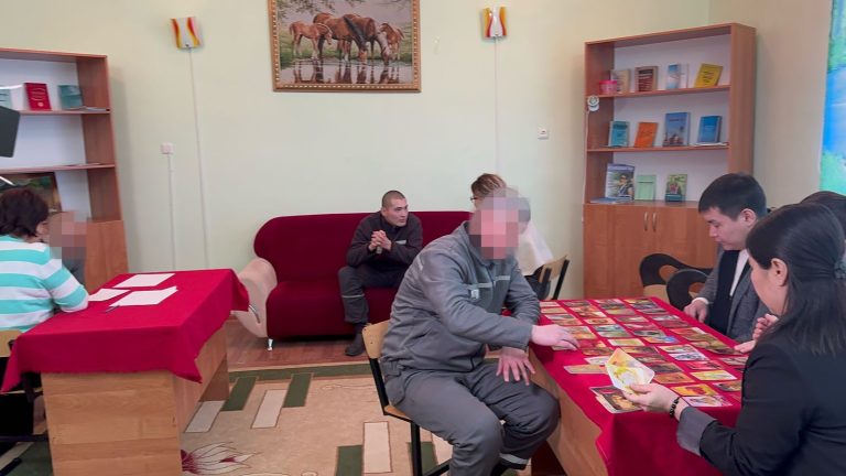 Психолог мамандар жазасын өтеушілермен кездесті