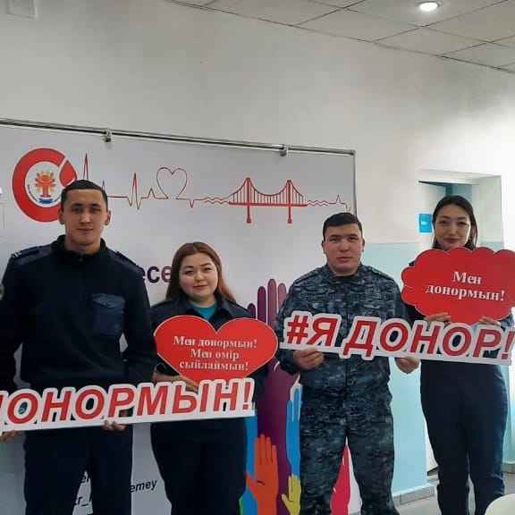 Сотрудники учреждения №19 ДУИС по области Абай сдали кровь для пациентов областных больниц